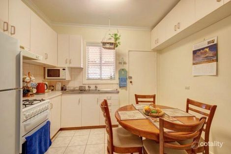 Property photo of 9 Gowrie Parade Mount Austin NSW 2650