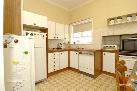Property photo of 4 Lindisfarne Crescent Lake Wendouree VIC 3350