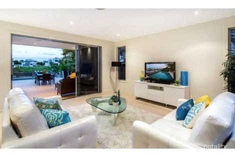 Property photo of 38 River Links Boulevard East Helensvale QLD 4212