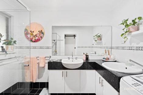 Property photo of 2/67 Ormsby Terrace Mandurah WA 6210