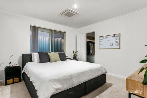 Property photo of 21 Sumich Gardens Coogee WA 6166
