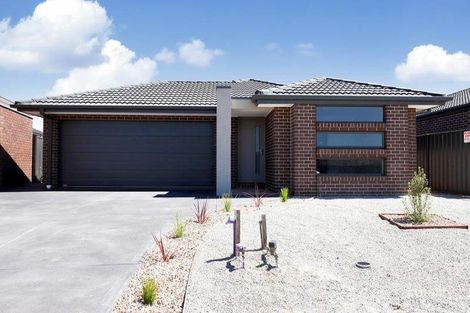 Property photo of 88 Kinglake Drive Manor Lakes VIC 3024