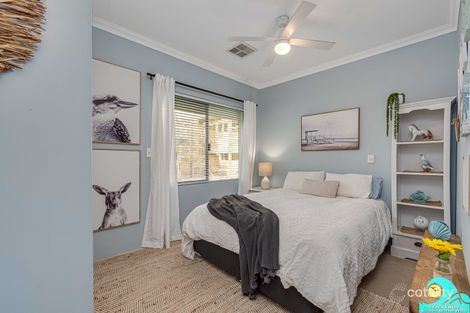 Property photo of 146 Lagoon Drive Yanchep WA 6035
