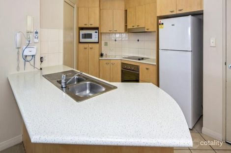 Property photo of 108/392-398 Marine Parade Labrador QLD 4215