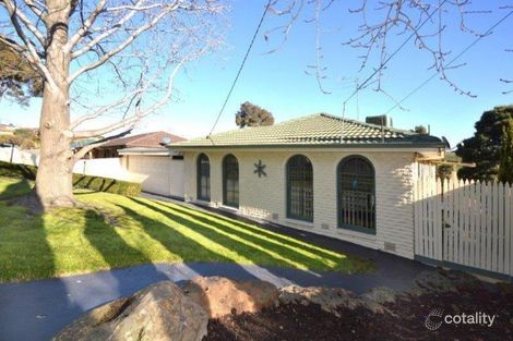Property photo of 17 Centre Way Glenroy VIC 3046