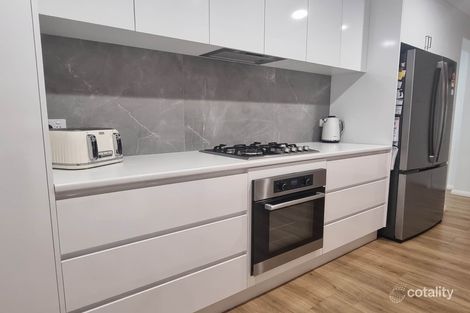 Property photo of 60 Jordan Place Young NSW 2594