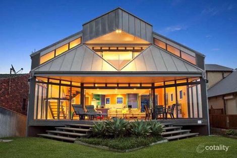 Property photo of 22 North Avoca Parade North Avoca NSW 2260