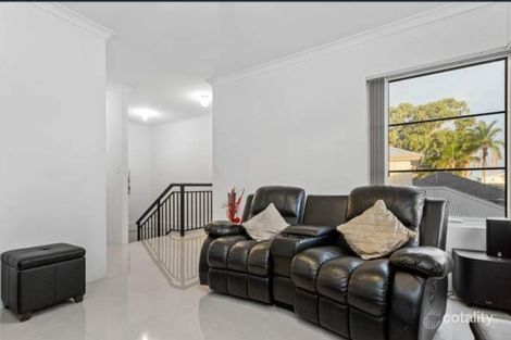 Property photo of 3/291 Keymer Street Cloverdale WA 6105