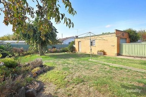 Property photo of 8 Hastings Street Wendouree VIC 3355