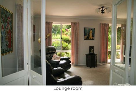 Property photo of 11 Bond Place Mollymook Beach NSW 2539