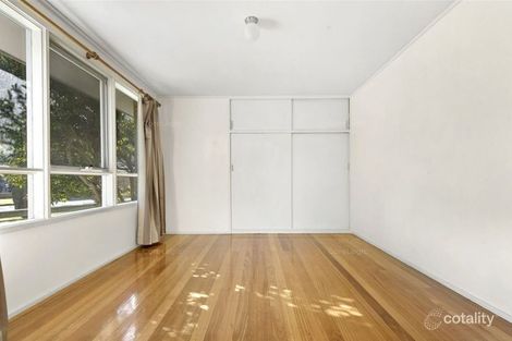 Property photo of 38 Derna Crescent Frankston VIC 3199