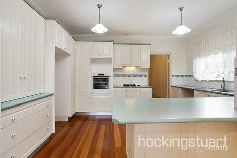 Property photo of 32 Willowtree Drive Werribee VIC 3030