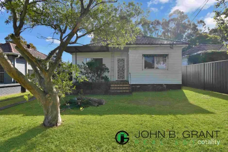 16 Nyora St, Chester Hill, NSW 2162