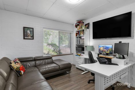 Property photo of 27 Jacaranda Avenue Figtree NSW 2525