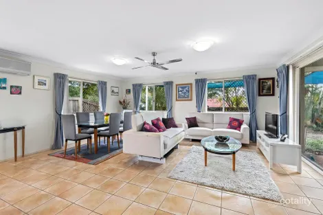 Property photo of 16 Bening Place McDowall QLD 4053