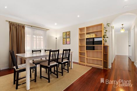 Property photo of 5 Cloverdale Close Burwood East VIC 3151