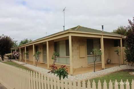 28 Meadowvale Dr, Grovedale, VIC 3216