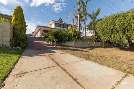 4 Guarnard Rd, Golden Bay, WA 6174