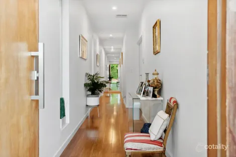 Property photo of 30 Tyrie Avenue Findon SA 5023