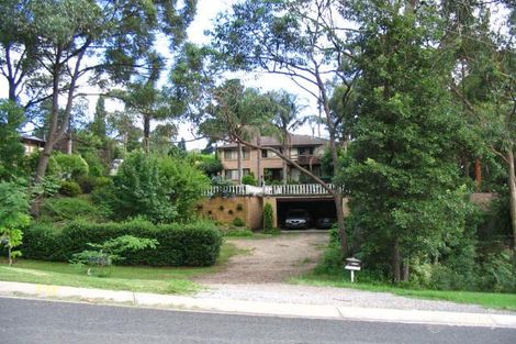19 Linksview Rd, Springwood, NSW 2777