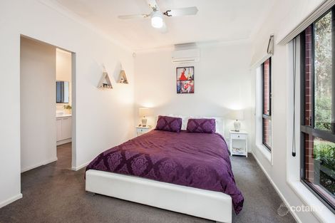Property photo of 9 Oatlands Fairway West Wodonga VIC 3690