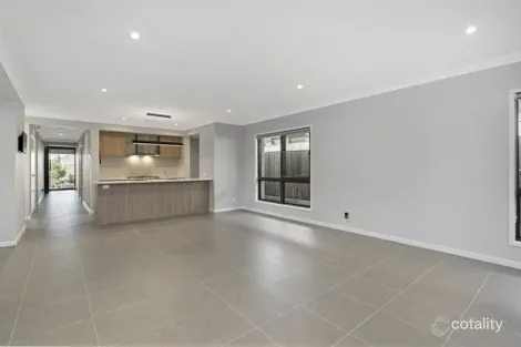 Property photo of 43 Foley Crescent Pimpama QLD 4209