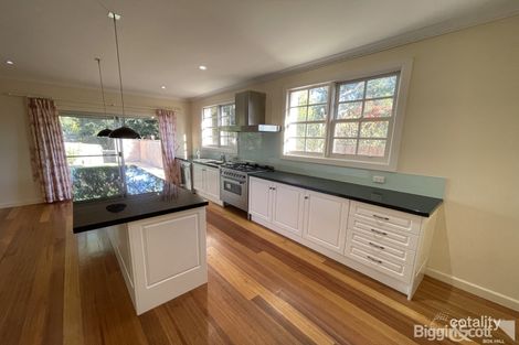 Property photo of 53 Amber Grove Mount Waverley VIC 3149