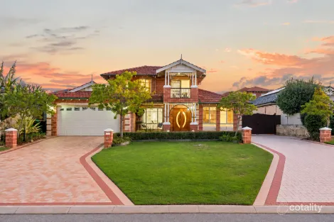 33 Silver Sands Dr, Iluka, WA 6028