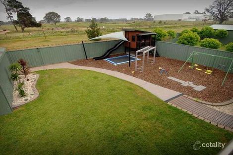 Property photo of 78 Faversham Avenue Lake Gardens VIC 3355