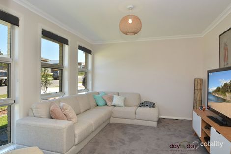 Property photo of 47 Adeline Crescent Fletcher NSW 2287