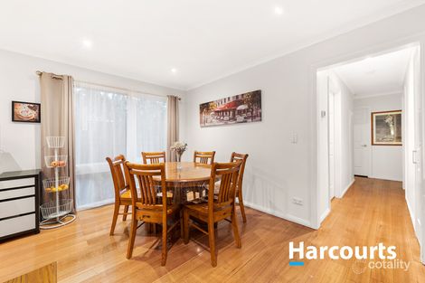 Property photo of 19 Hartington Drive Wantirna VIC 3152