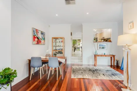 Property photo of 3/11 Indooroopilly Road Taringa QLD 4068
