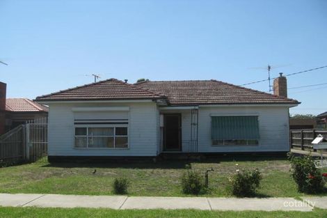 30 Heron Ave, Sunshine North, VIC 3020