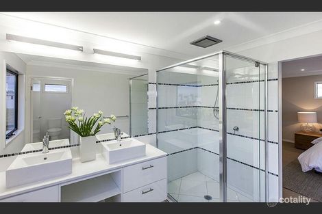 Property photo of 67 Alderley Avenue Alderley QLD 4051