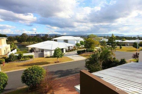 Property photo of 1010 Lakeview Terrace Benowa QLD 4217