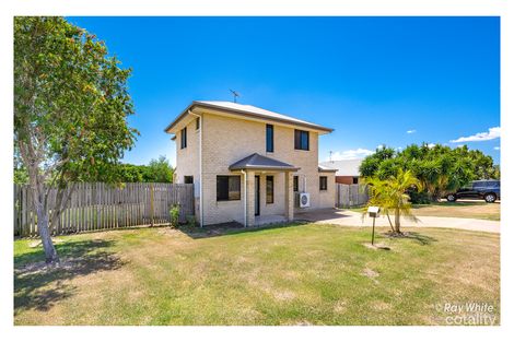 Property photo of 17 John Oxley Drive Gracemere QLD 4702