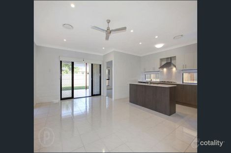 Property photo of 21 Somers Street Nudgee QLD 4014