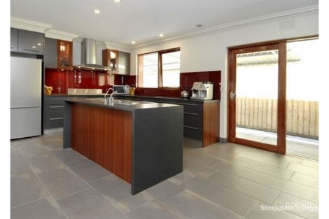 Property photo of 2 St Agnes Court Glenroy VIC 3046