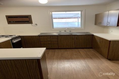 Property photo of 8 Lindsay Drive Morphett Vale SA 5162