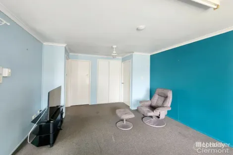 Property photo of 90 Daintree Street Clermont QLD 4721