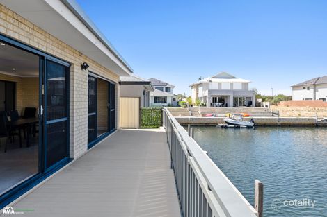 Property photo of 14 Bluemanna Drive Wannanup WA 6210