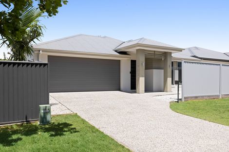 3 Russet Cl, Caloundra West, QLD 4551