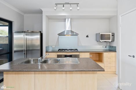 Property photo of 14 Bluemanna Drive Wannanup WA 6210