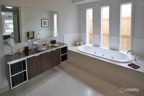 Property photo of 10A Daymar Drive Mooroolbark VIC 3138