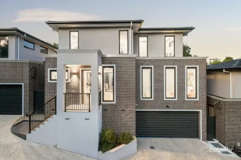 Property photo of 2/215 Highfield Road Camberwell VIC 3124