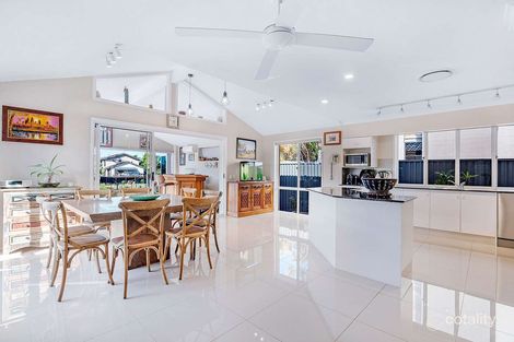 Property photo of 21 Gregory Drive Carrara QLD 4211