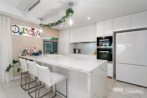 Property photo of 29/18-28 Prince Edward Parade Redcliffe QLD 4020