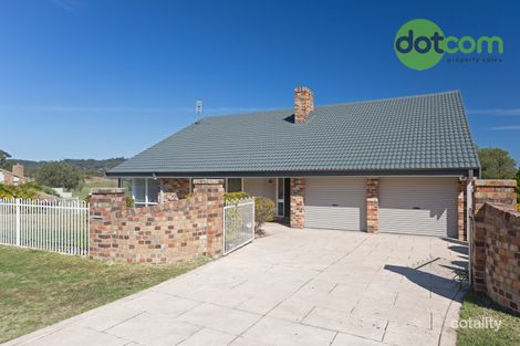 Property photo of 1 Bampton Close Lakelands NSW 2282