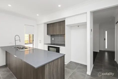 Property photo of 24 Paradise Close Deebing Heights QLD 4306
