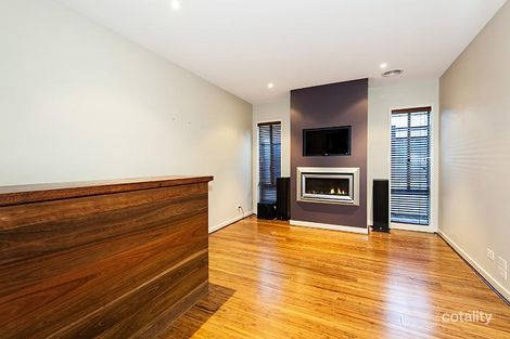 Property photo of 10 Paddys Place South Morang VIC 3752